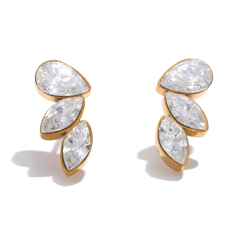 Small wing earrings with shiny zircon 