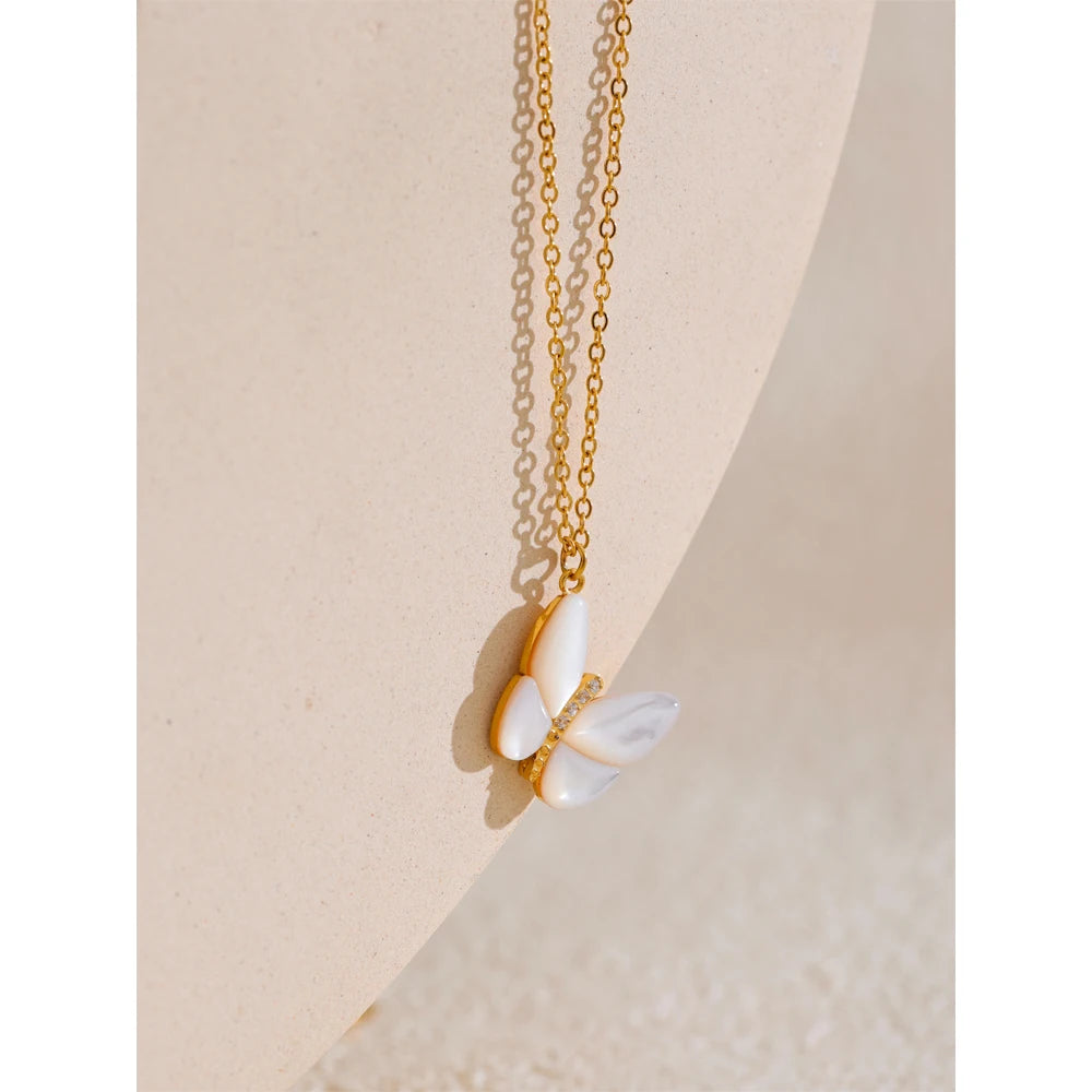 Natural shell and zircon butterfly necklace 