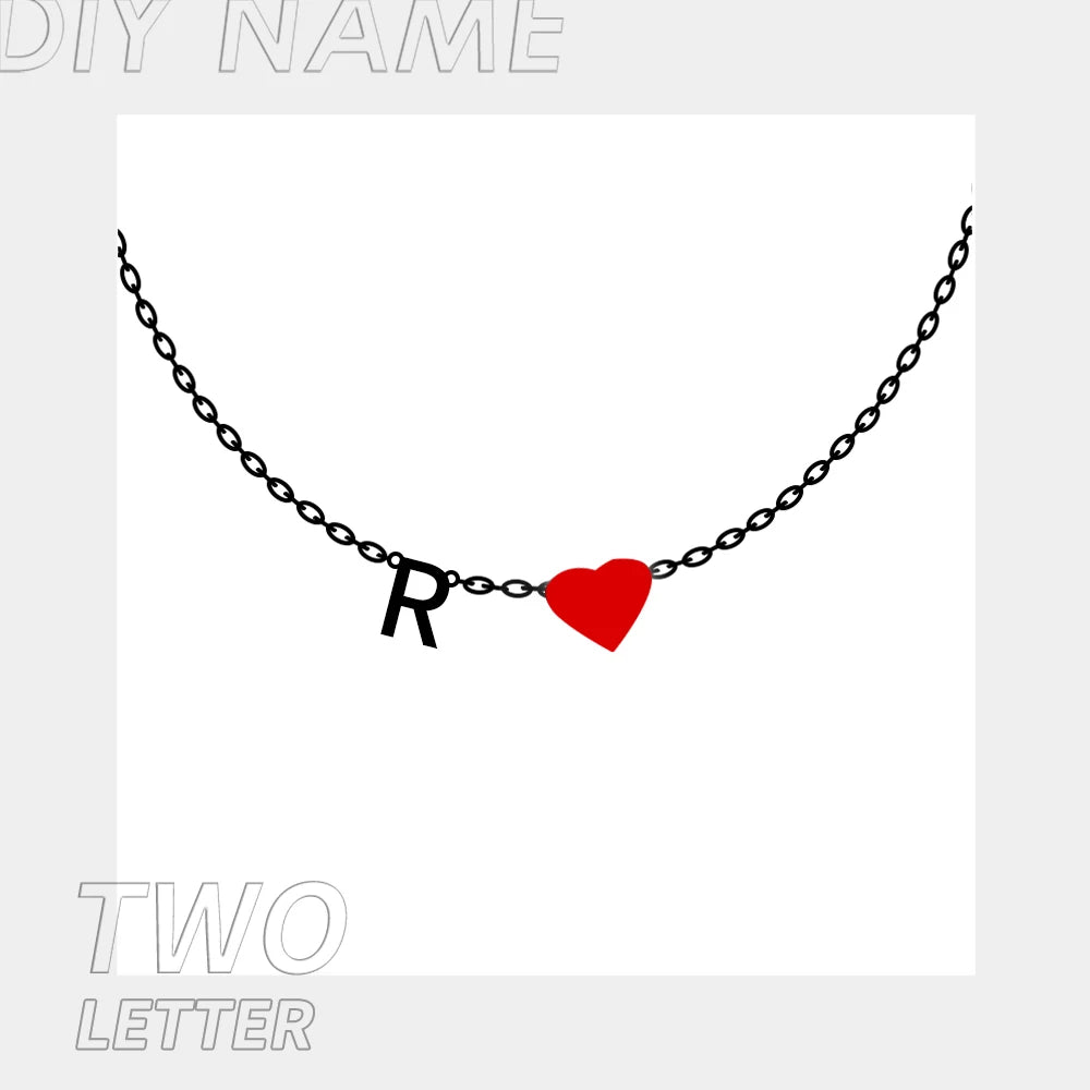 قلادة أبراج مرصّعة بأحجار ملوّنة مطلية بالذهب