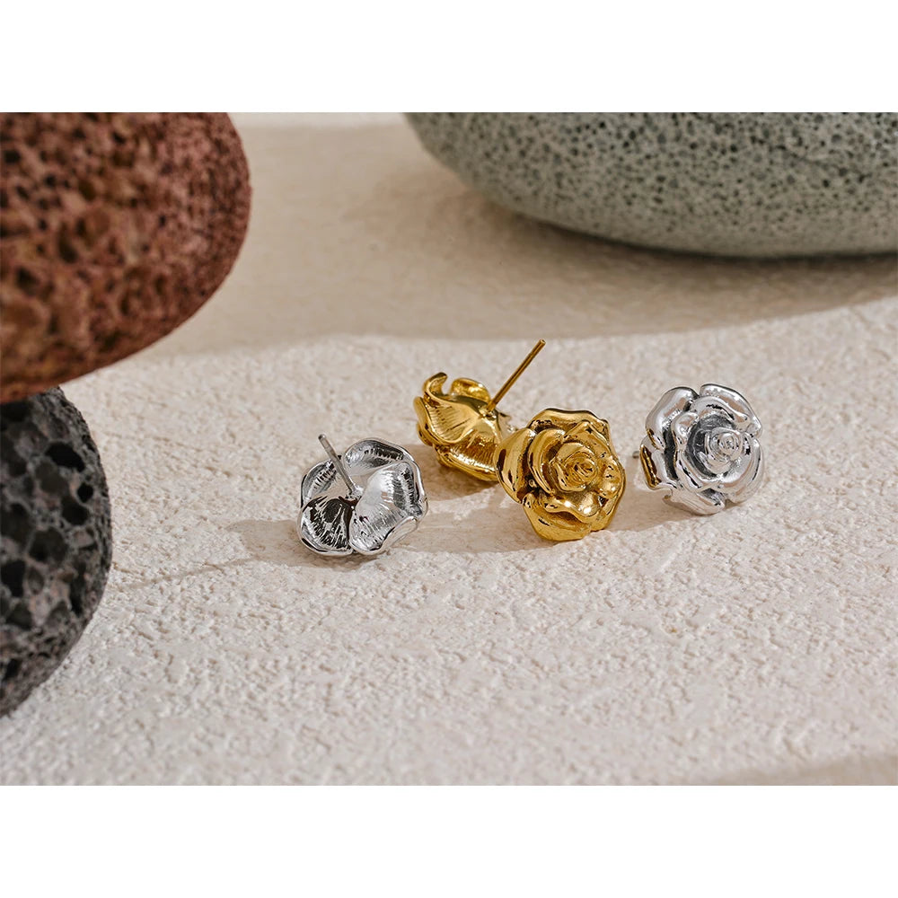 small rose earrings 